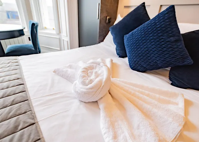 Apartment Superb Marina Hideaway