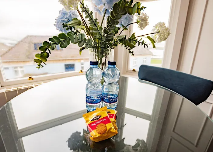 Apartment Superb Marina Hideaway *