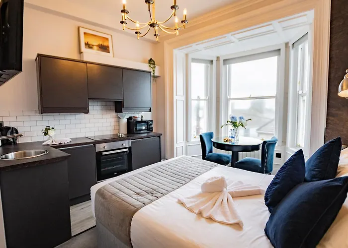 Apartment Superb Marina Hideaway *